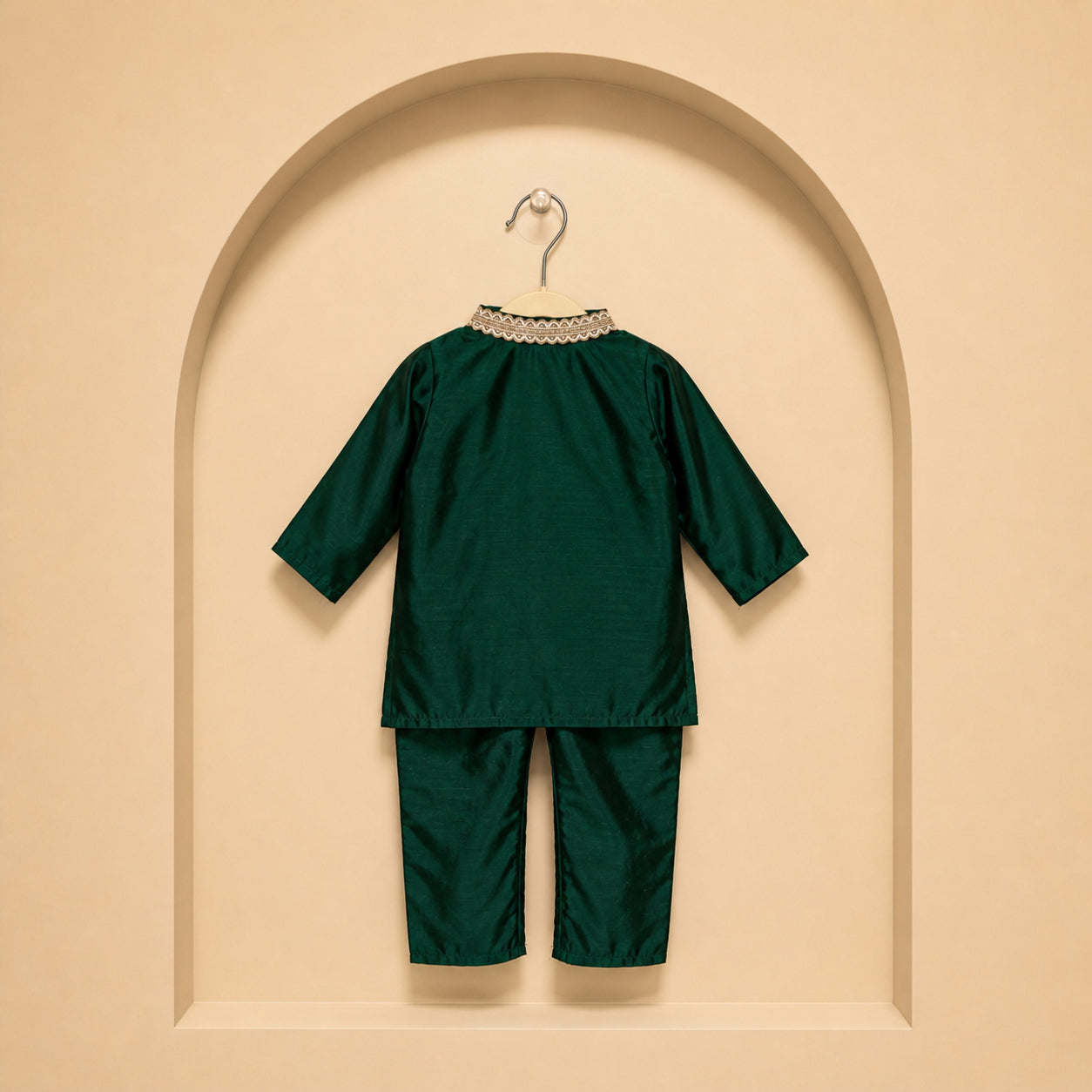 EMERALD ELEGANCE KURTA SET