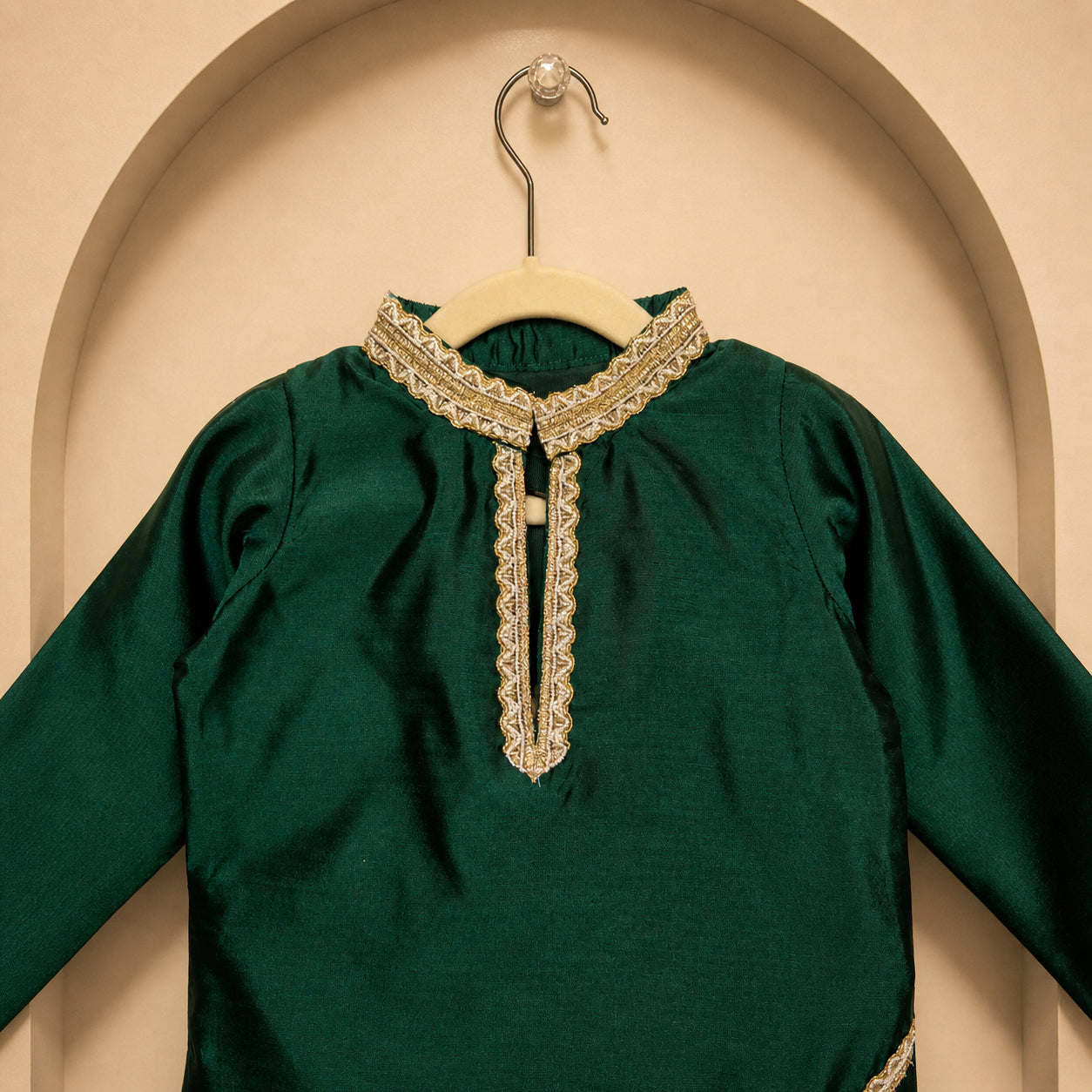 EMERALD ELEGANCE KURTA SET
